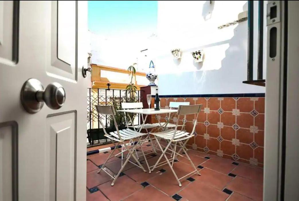 Typical Sevillan 2 Bedroom Unit Exterior foto